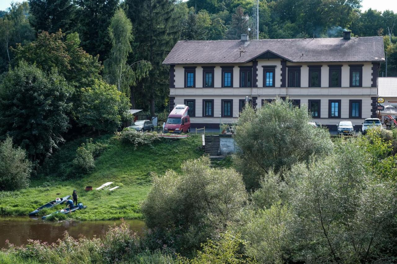 Penzion Betty Okounov Exteriör bild